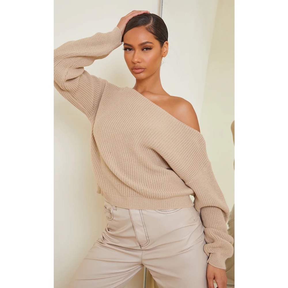 PrettyLittleThings Knit Slash Neck Crop Sweater S